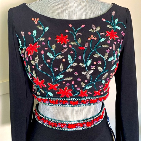 ROYAL QUEEN COLLECTION 🖤BLACK🖤 BEADED SPECIAL OCCASION 2PC DRESS SIZE 4🌟NWT🌟 - Picture 3 of 16